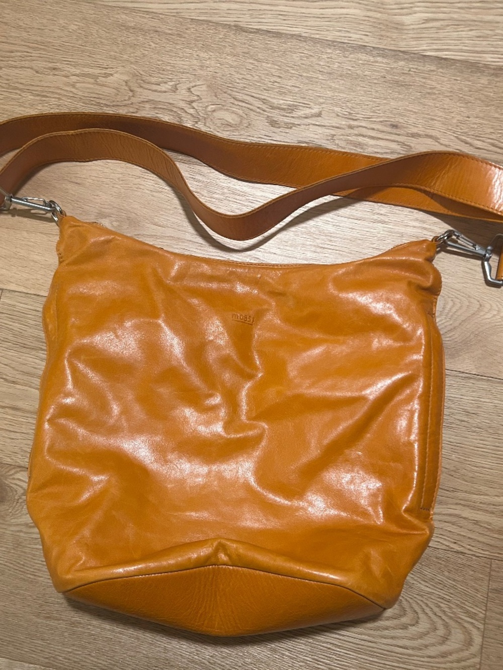 M0851 / Small Hobo bag / Orange